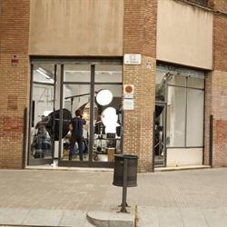 Horario de apertura 711rent Barcelona,