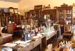 Horario de apertura Antiguedades Traveso, Fazouro