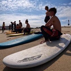 Horario de apertura Worldsurfcamp.com, Carballo