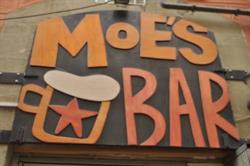 Horario de apertura Bar Moe's, Manresa