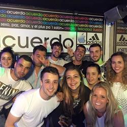 Horario de apertura Acuerdo Coffee and Drinks Pub, San Vicente de la Barquera