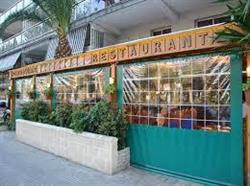 Horario de apertura Petit Bar, Salou