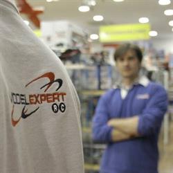 Horario de apertura Model Expert Rc, Camas