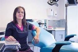 Déniz Clínica Dental en Valencia (Eixample) - Horario de apertura