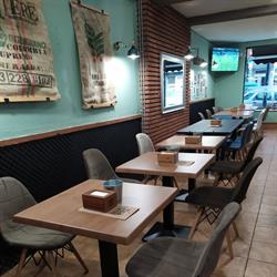 Cafe restaurante de mouzo en Gijón (Este) - Horario de apertura