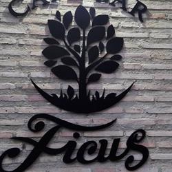 Horario de apertura Café Bar Ficus, Torrent