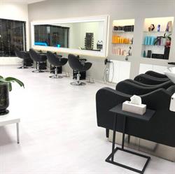 Horario de apertura Peluqueria sumi hairdressing, Jávea