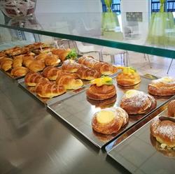 Horario de apertura Pasteleria Kikka, Los Llanos