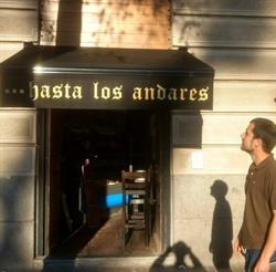 Hasta Los Andares,, Jamon Y Vino,allanaras El Camino en Madrid (Retiro) - Horario de apertura
