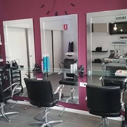 Horario de apertura Peluquería y Estética mima-t, Pamplona