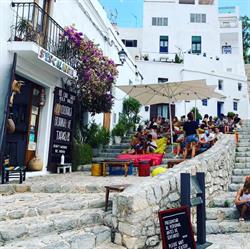Horario de apertura S'Escalinata, Eivissa