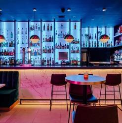 Karaoke La Voz De Triana en Sevilla (Los Remedios) - Horario de apertura