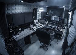 Horario de apertura MrDanny Studios, Almería