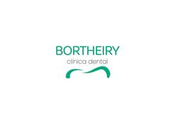 Horario de apertura Bortheiry Clínica Dental, Navarcles