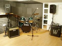 LOCALES DE ENSAYO en Barcelona (Sant Andreu) - Horario de apertura