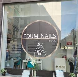 Horario de apertura Estética de uñas Mayerling, Pamplona