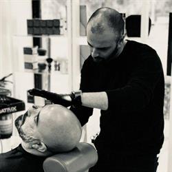 Horario de apertura La Barberia de Sergio Benegas, Badajoz