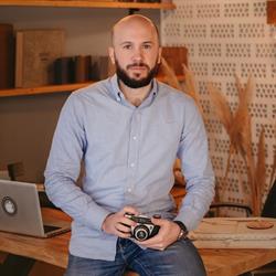 Horario de apertura Manolo Párraga Fotografía, Lucena