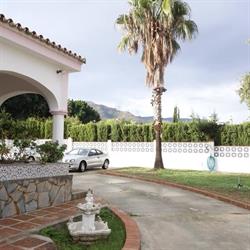 Horario de apertura Villa Paradiso Malaga, Pinos de Alhaurin