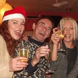 Horario de apertura Amigos Bar torremolinos, Torremolinos