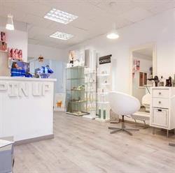 Horario de apertura Pin Up Estilistes, L'Hospitalet de Llobregat