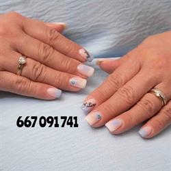 Horario de apertura Guapas Nails, Oviedo