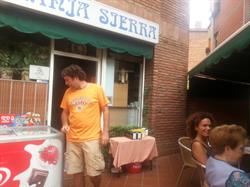 Horario de apertura Granja Sierra, Barcelona