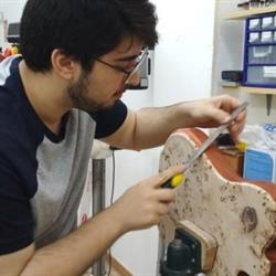 Horario de apertura AMS Guitars, Torrelles de Llobregat
