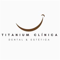 Titanium Clínica Dental & Estética en Vigo (Santiago De Vigo) - Horario de apertura