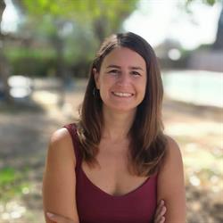 Ainara Aguirre Narros en Sevilla (Triana) - Horario de apertura