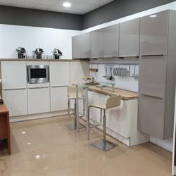 Horario de apertura New Kitchen, Vélez-Málaga