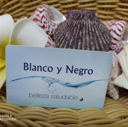 Blanco Y Negro en Málaga (Cruz De Humilladero) - Horario de apertura