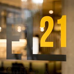 El 21 Coffee & Restaurant en Vigo (Santiago De Vigo) - Horario de apertura