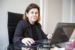 Horario de apertura Nuria Pérez Benito, Santander