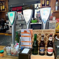 Churreria-Cafeteria A la porra en Madrid (Puente De Vallecas) - Horario de apertura