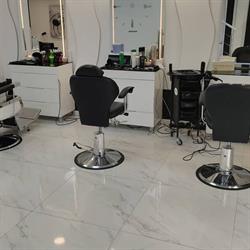 Horario de apertura PERRUQUERIA BLACK AND WHITE VIP, Tarragona