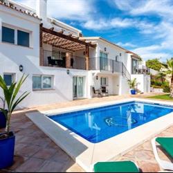 Horario de apertura Villa Chispita, Tourist apartments, Fuengirola