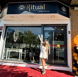 Horario de apertura Ritual Salón de Belleza.By Rebeca Clemente, Albacete
