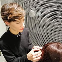 Ana Clara Cicarelli Hair Artist-La Lookeadora del Poblenou-Especialista en corte y visagismo. en Barcelona (Sant Martí) - Horario de apertura