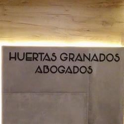 Horario de apertura Huertas Granados Abogados, Lucena