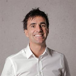 Horario de apertura GUK Asesores Inmobiliarios & home staging, Donostia-San Sebastián