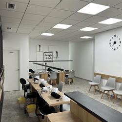 Horario de apertura Les Ungles de Lola Centro Médico Estético, Almàssera