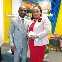 Horario de apertura Excellent Int'l Gospel Church, Vic
