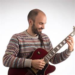 Clases de Guitarra Estrecho. Método Carlos Domínguez Music en Madrid (Tetuán) - Horario de apertura