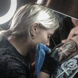 Horario de apertura Karnana tattoo, Chipiona