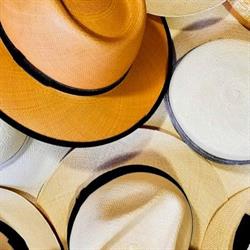 Horario de apertura Sombreros Albero Santander,