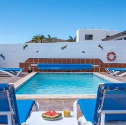 Horario de apertura Villa Isla Bonita, Playa Blanca
