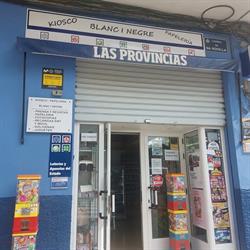 Kiosco Papelería Blanc I Negre en Valencia (Quatre Carreres) - Horario de apertura
