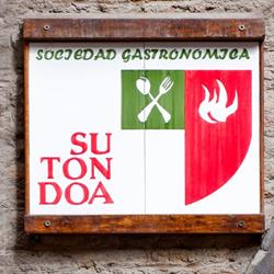 Horario de apertura Sociedad Gastronomica Sutondoa, Pamplona