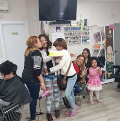Family Peluqueria Unisex en Madrid (Usera) - Horario de apertura